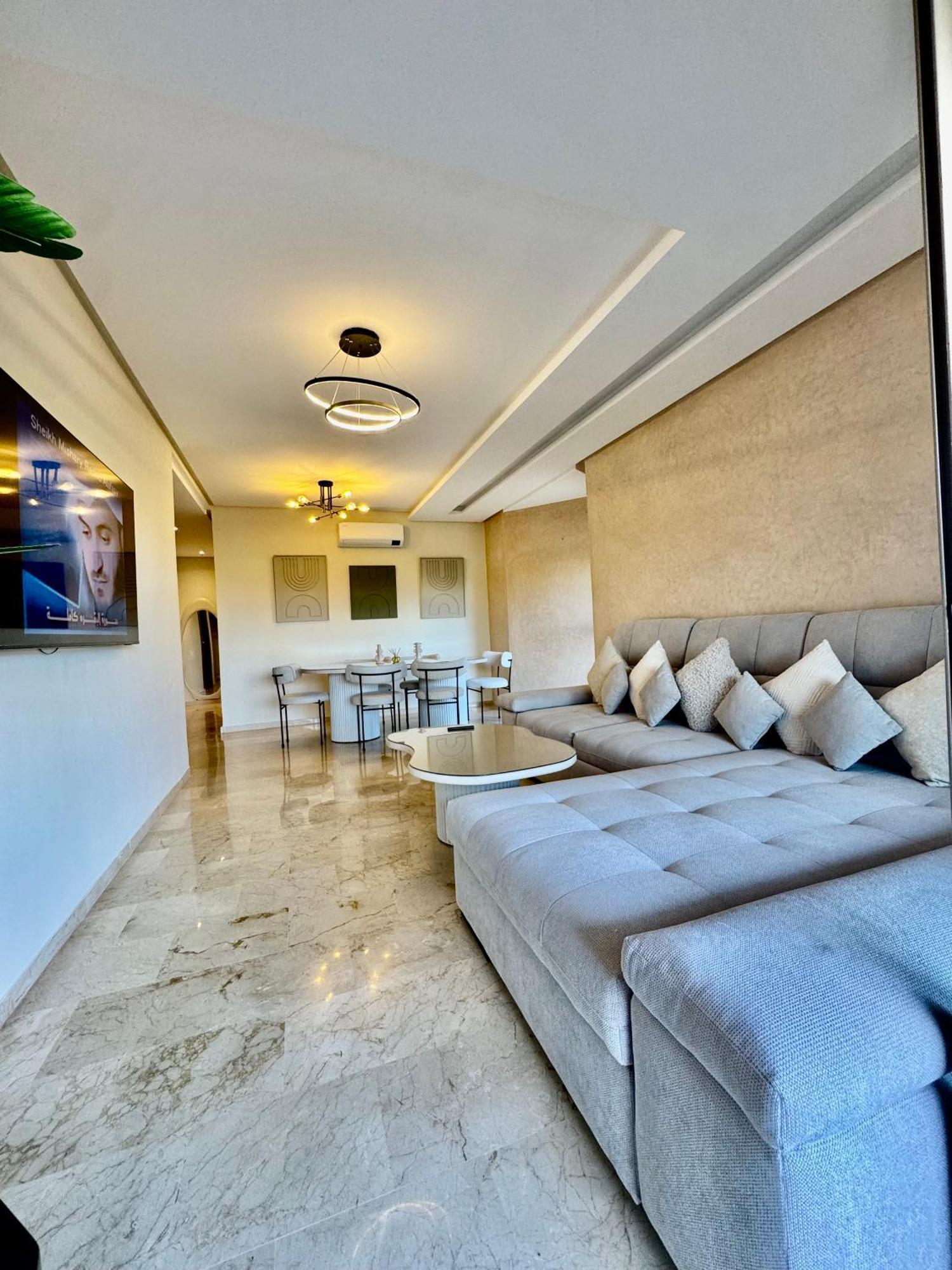 Prestigia Agate Vue Sur Golf Apartamento *
